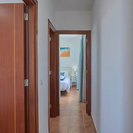Casa Maria Duplex With Sea & Mountain Views, 15 Minutes Walk From The Marina Rubicon 別荘