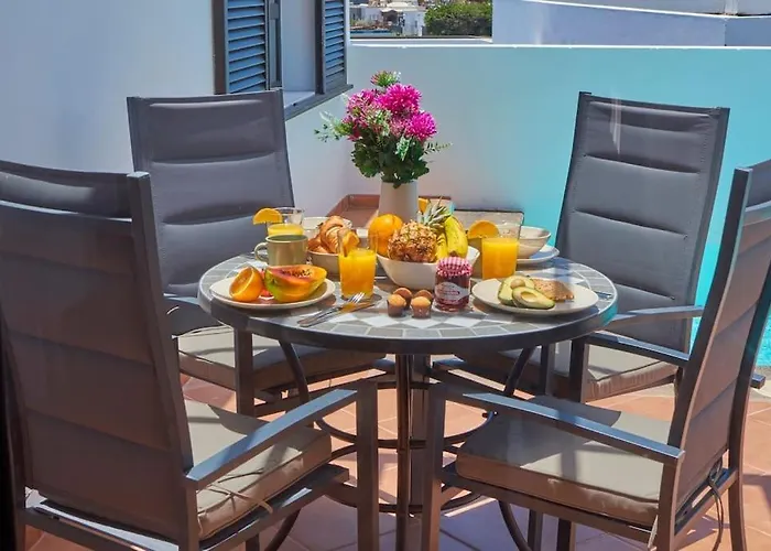 Tatil Evi Casa Maria Duplex With Sea & Mountain Views, 15 Minutes Walk From The Marina Rubicon Playa Blanca