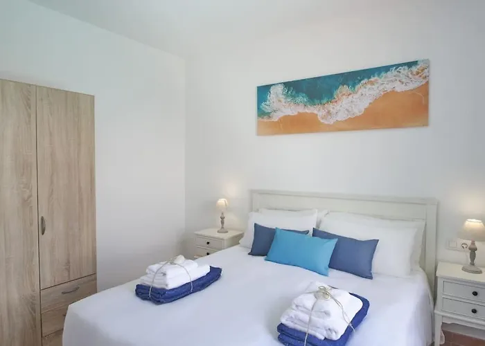 Tatil Evi Casa Maria Duplex With Sea & Mountain Views, 15 Minutes Walk From The Marina Rubicon