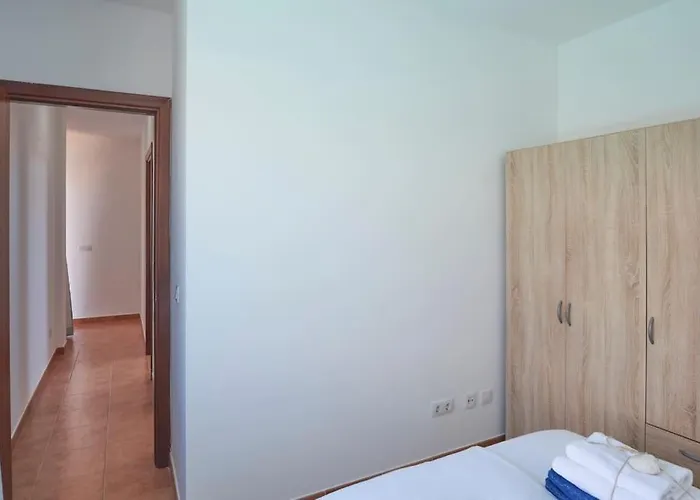 Casa Maria Duplex With Sea & Mountain Views, 15 Minutes Walk From The Marina Rubicon Tatil Evi *