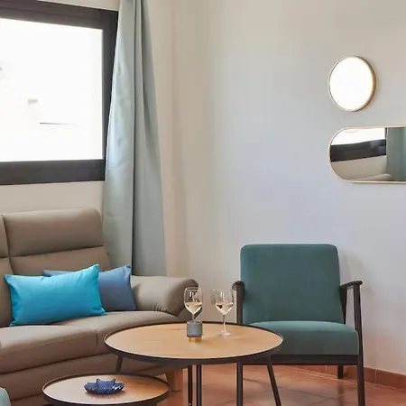 Casa Maria Duplex With Sea & Mountain Views, 15 Minutes Walk From The Marina Rubicon * Playa Blanca