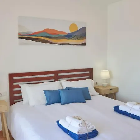 Casa Maria Duplex With Sea & Mountain Views, 15 Minutes Walk From The Marina Rubicon Nyaraló