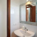 Holiday home Casa Maria Duplex With Sea & Mountain Views, 15 Minutes Walk From The Marina Rubicon Playa Blanca (Lanzarote)