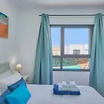 Casa Maria Duplex With Sea & Mountain Views, 15 Minutes Walk From The Marina Rubicon *