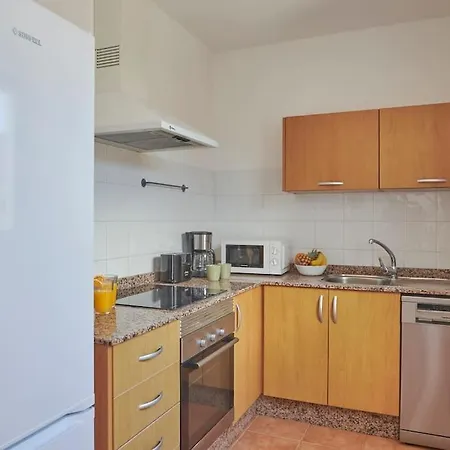 Casa Maria Duplex With Sea & Mountain Views, 15 Minutes Walk From The Marina Rubicon Tatil Evi
