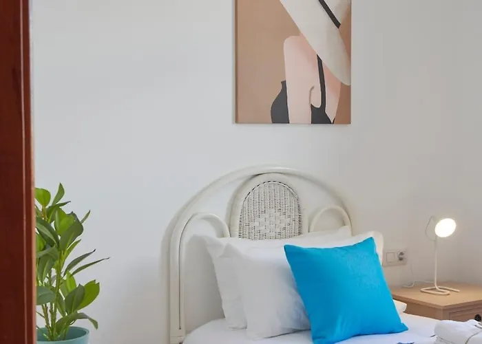 Holiday home Casa Maria Duplex With Sea & Mountain Views, 15 Minutes Walk From The Marina Rubicon