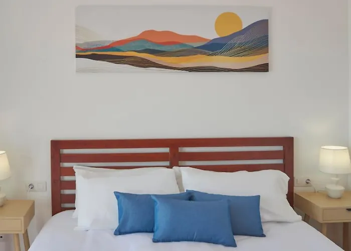 Casa Maria Duplex With Sea & Mountain Views, 15 Minutes Walk From The Marina Rubicon